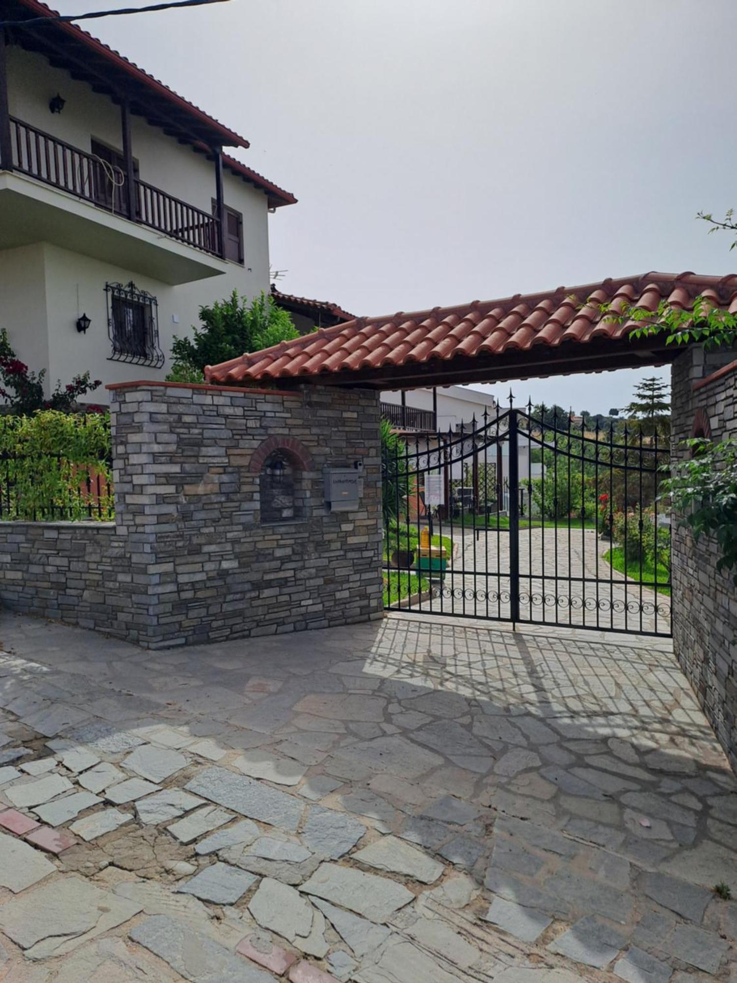 Sundays Family House/Studio 尼基季 外观 照片